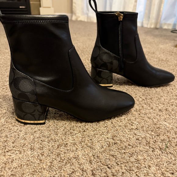 Coach Leather Nala bootie, leather and Signature coated canvas Block heel black - Picture 3 of 11